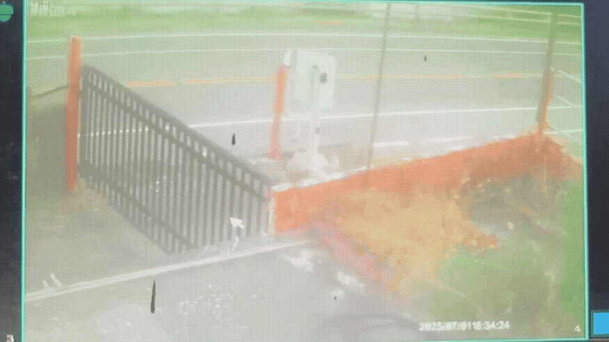 有片/1死1重傷!台11線男駕駛衝對向撞老翁 車體燒成火球