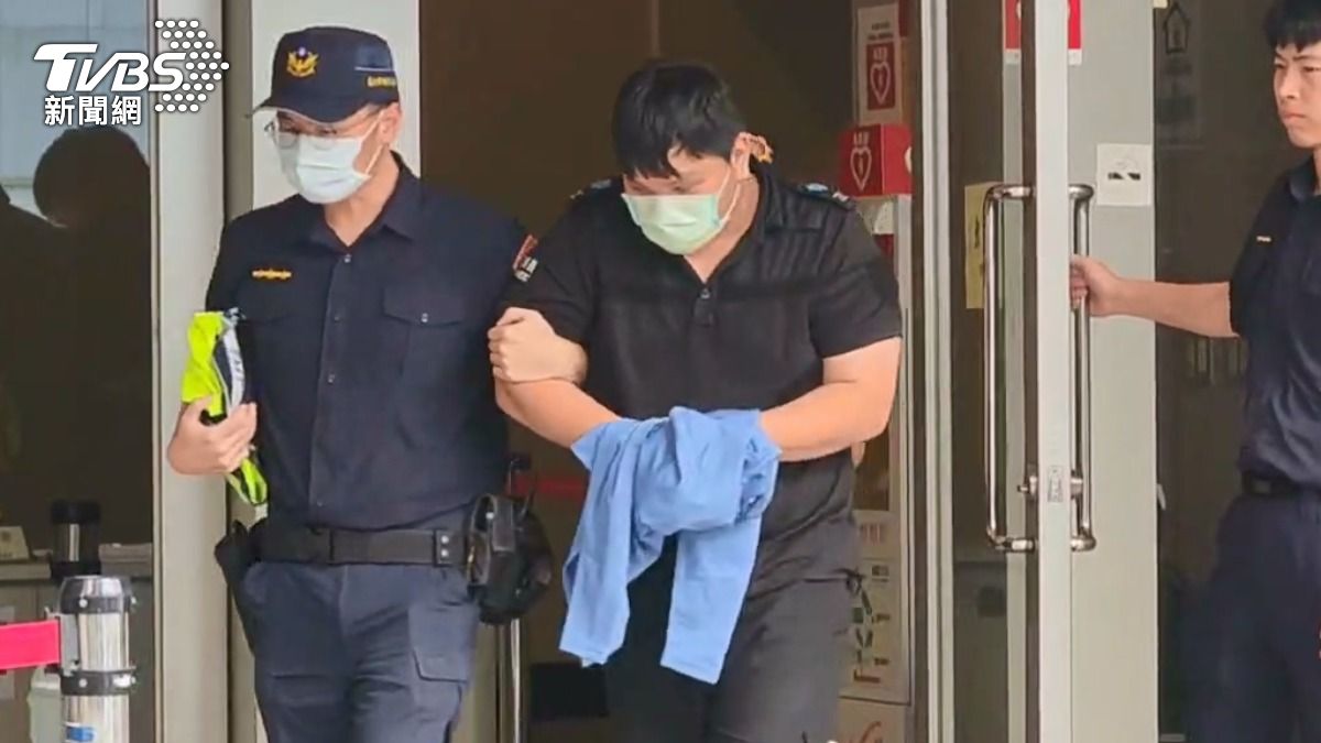 23歲無照救護車負責人撞死騎士 下午3時送殯儀館相驗同步訊問