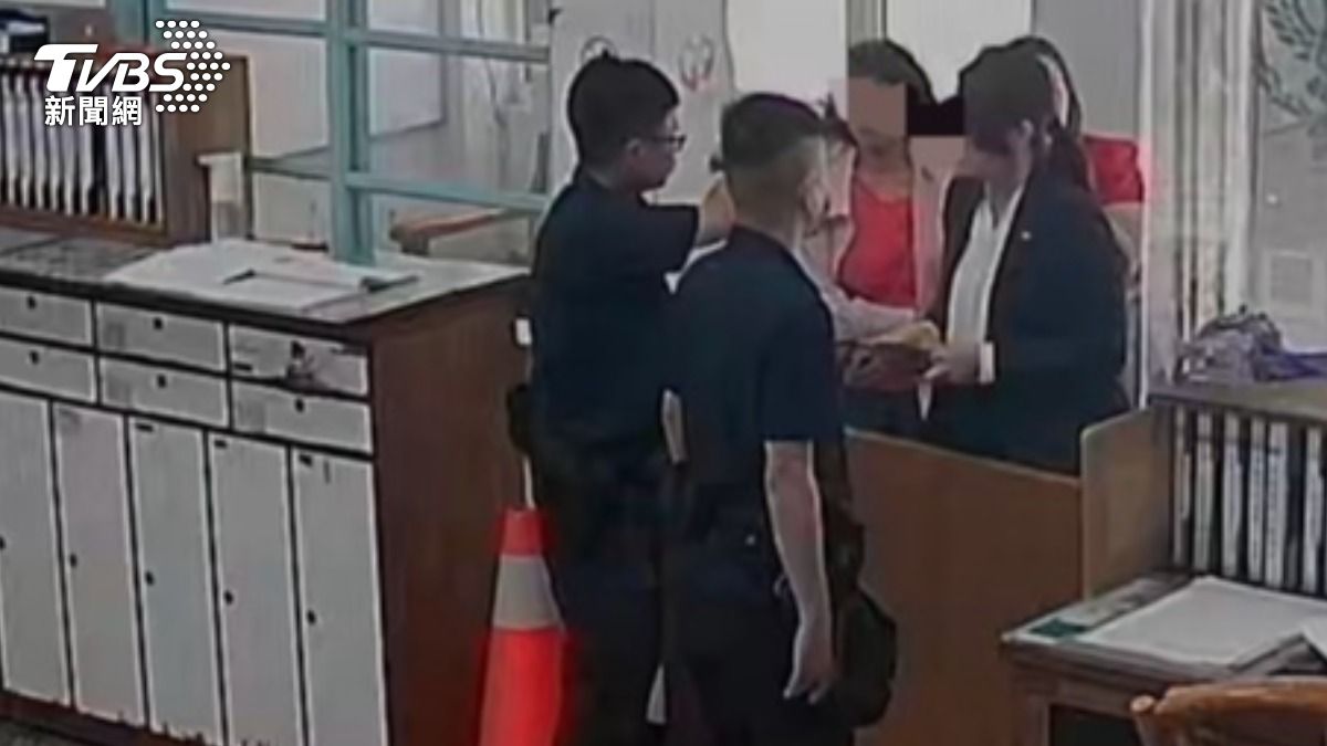 詐團騙台中婦涉刑案!她嚇交6張提款卡與密碼 回神4百萬沒了