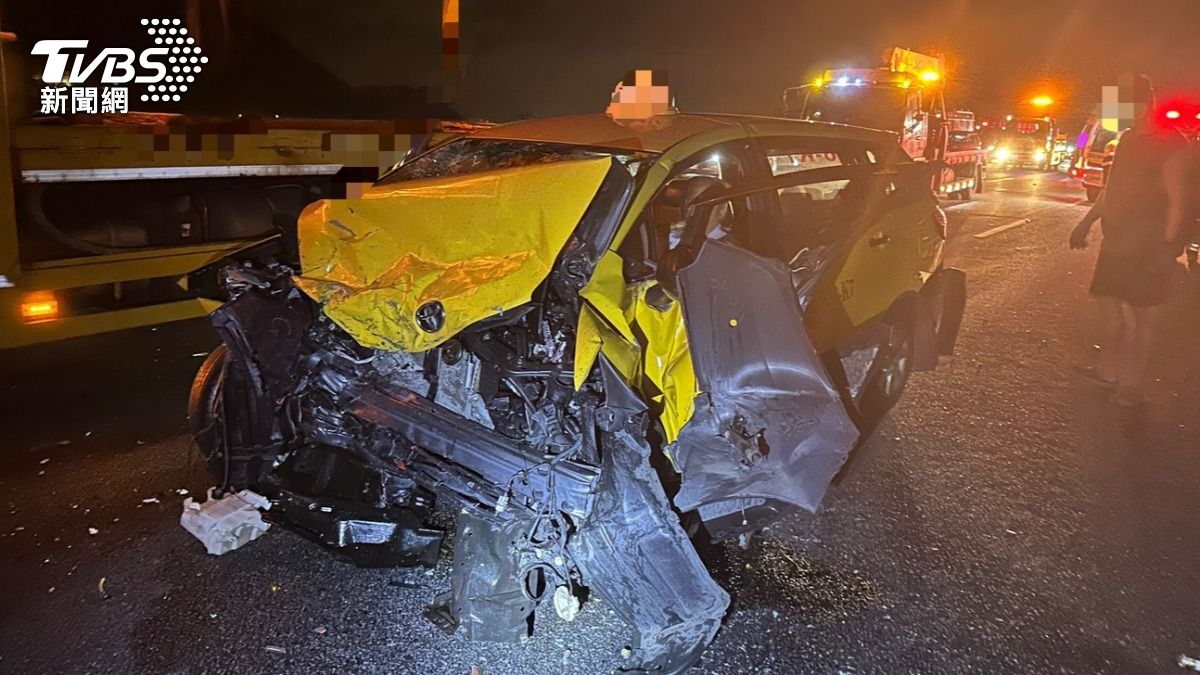 肇事原因曝!國3車禍女子拋飛慘死 小黃失控自撞釀連環車禍