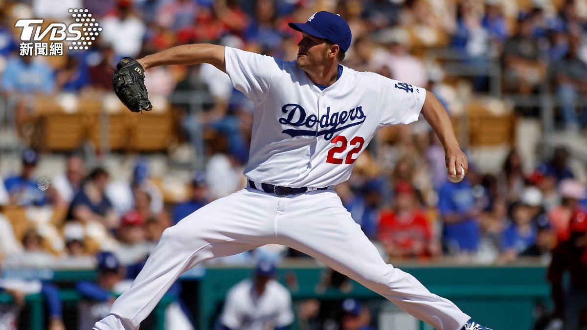 MLB/慶祝克蕭3千K!道奇9下大逆轉 佛里曼再見安打