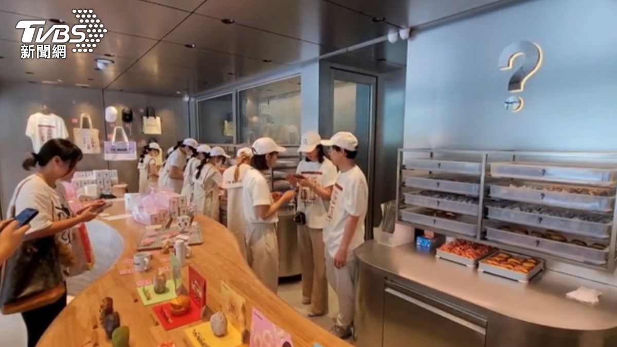 搶先來開箱日本生甜甜圈專賣店亞洲首間海外分店。（圖／TVBS）