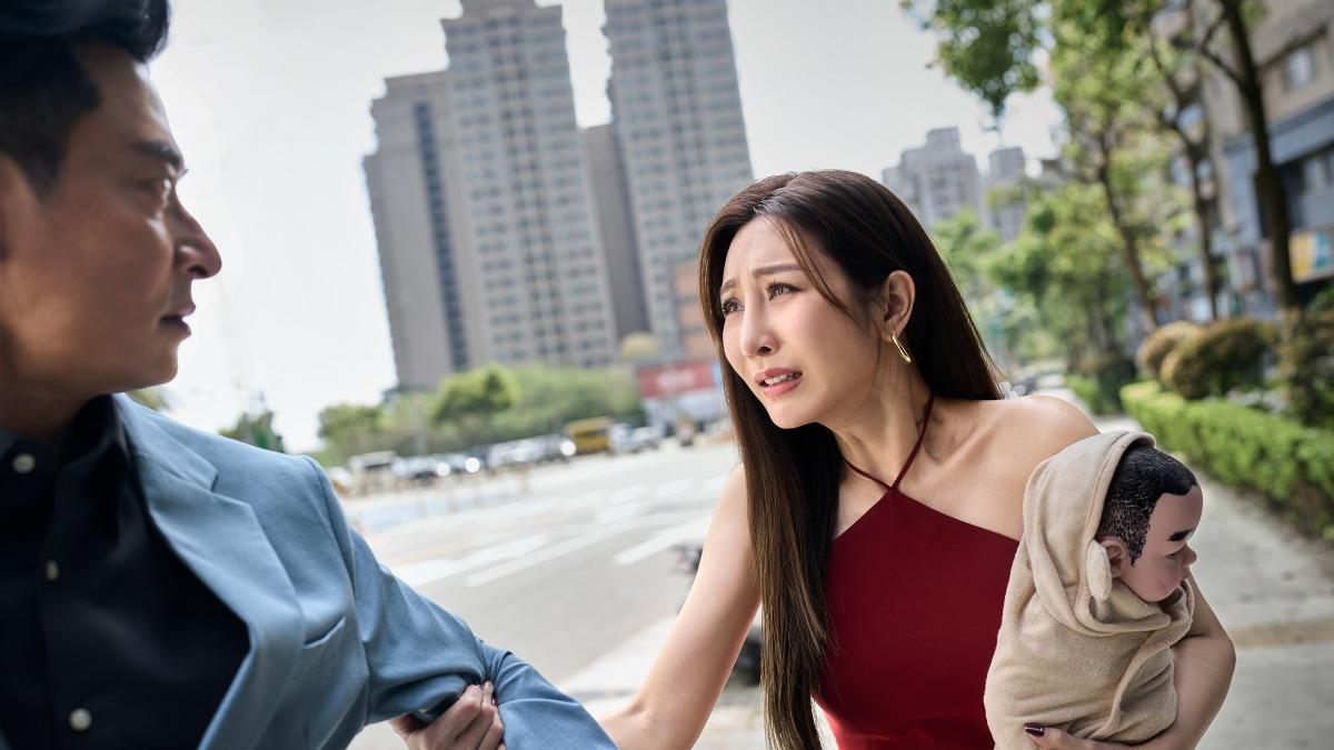曾莞婷逼「孩子的爸」認帳 陳冠霖撞臉嬰兒崩潰:不是我的