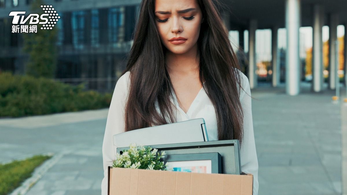 女子原本擔任行銷專業人員，卻在28歲時被裁員。（示意圖／達志影像Shutterstock）