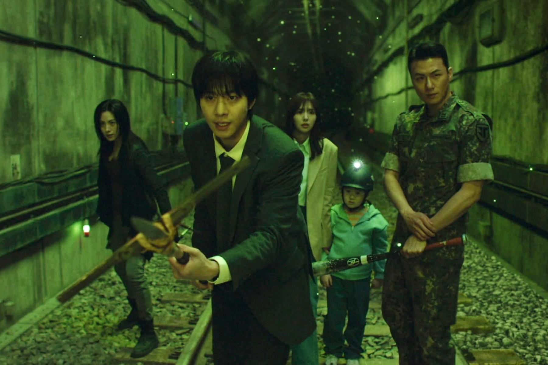 本片集結NANA、安孝燮、蔡秀彬、權恩成、申承浩(左起)等人共同演出。(圖/采昌國際多媒體提供)