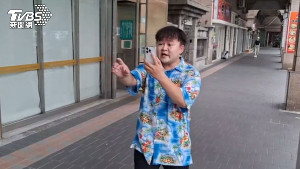 阿慶曾擔任網紅「石總監」的藏鏡人,怒批加班只能補休,特休還不給請。(圖/TVBS)