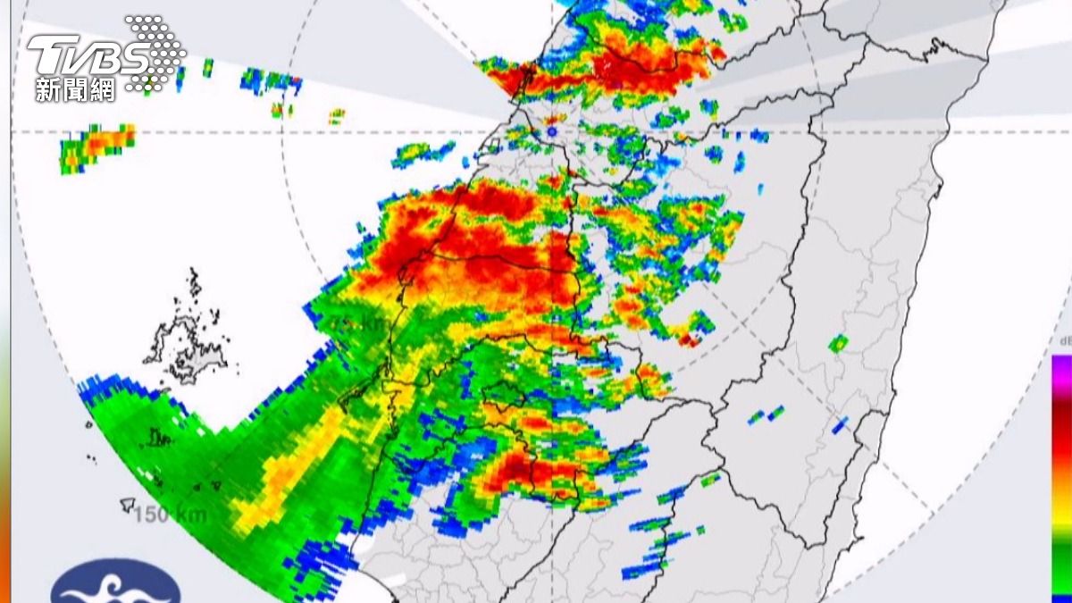 雲嘉豪雨特報應驗!斗六積水超過腳踝。(圖/氣象站)