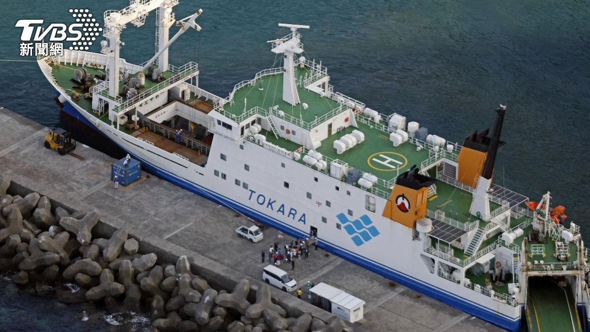 日本鹿兒島的惡石島,已有13人因為群發地震撤離。(圖/達志影像美聯社)