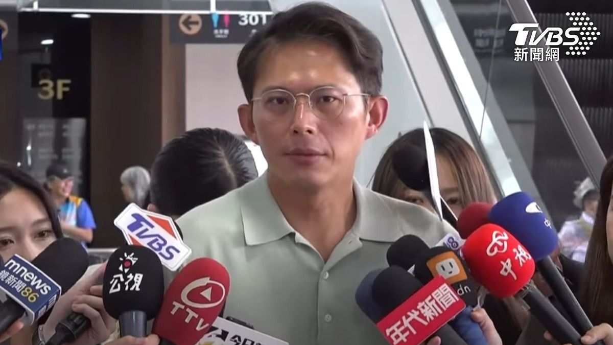 網P圖嗆檢「命債命還」速遭押 黃國昌:我被設靈堂北檢還在睡