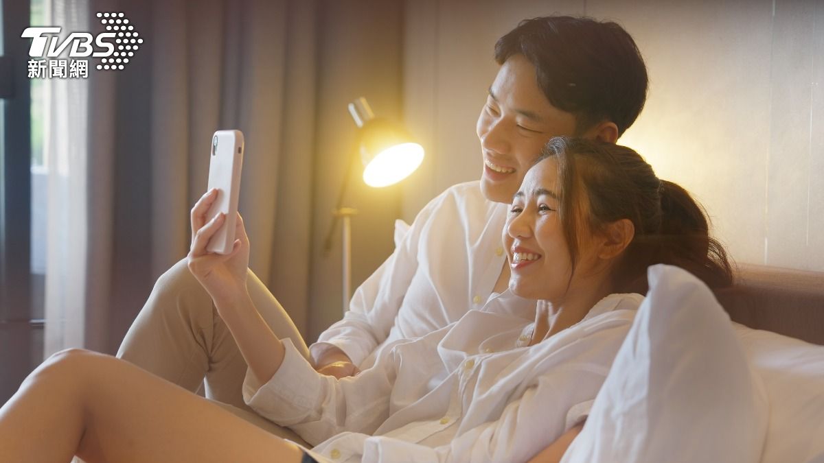 5組星座夫妻「越甜蜜越富有」！這對感情好財運大增　一吵秒噴錢