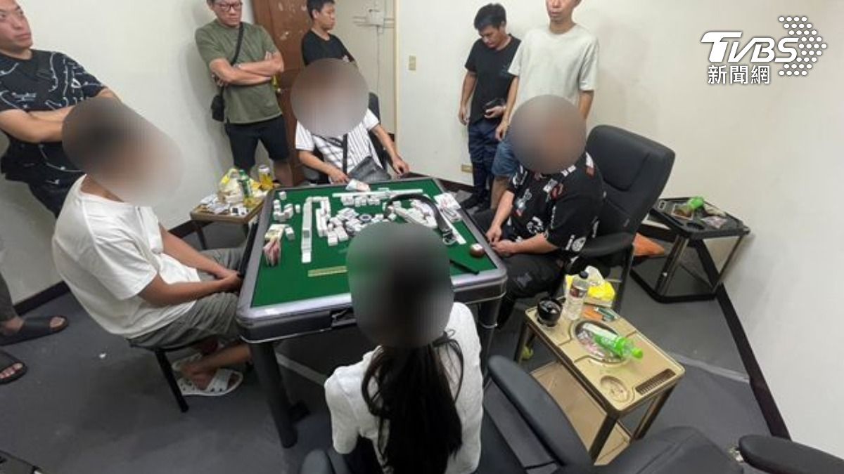 疑詐賭約談判！新北男1句「運氣好」遭爆打　警逮12人送辦