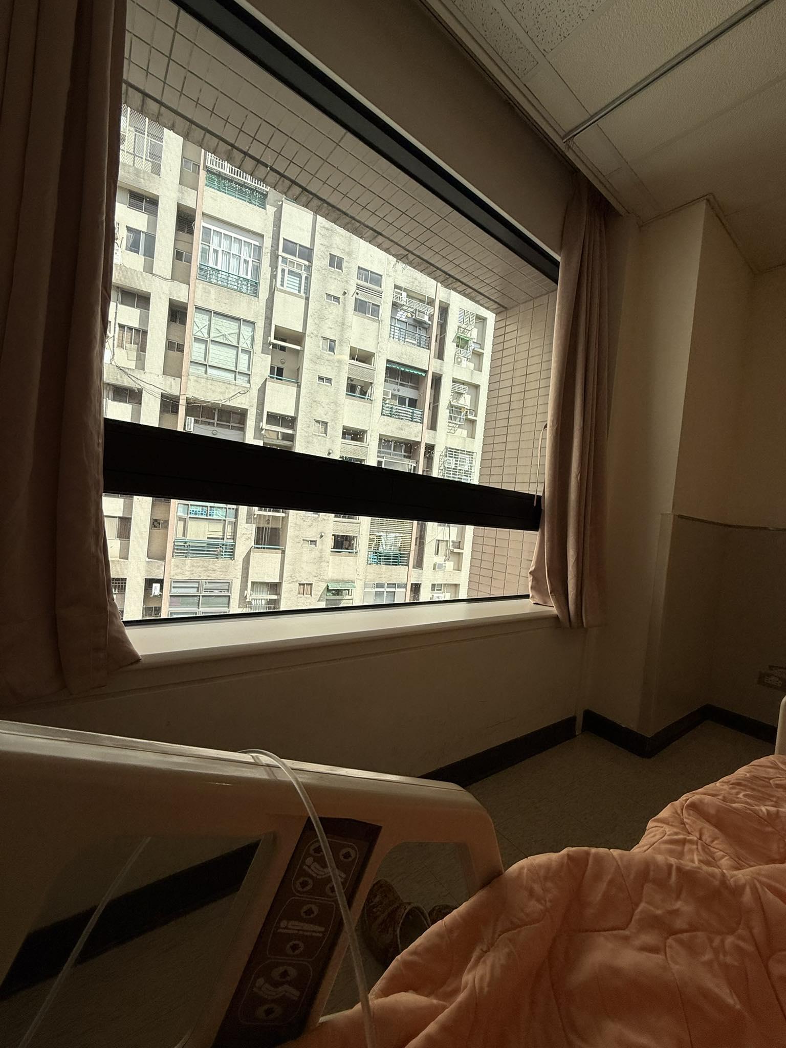 江俊翰住院,週一將動手術清創。(圖/翻攝自江俊翰臉書)