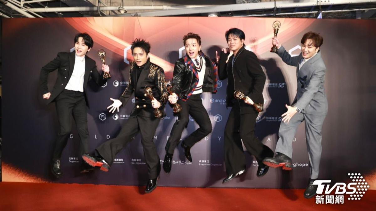 Energy才風光拿金曲獎 坤達「2舉動」再爆不合