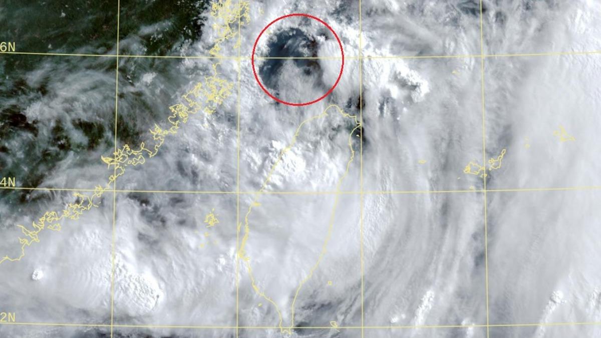 天氣/丹娜絲出海減弱!鄭明典曝「北部海面環流恐重組」
