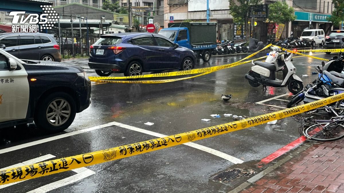 張姓姊妹在大馬路上遭追砍慘死。(圖/TVBS)