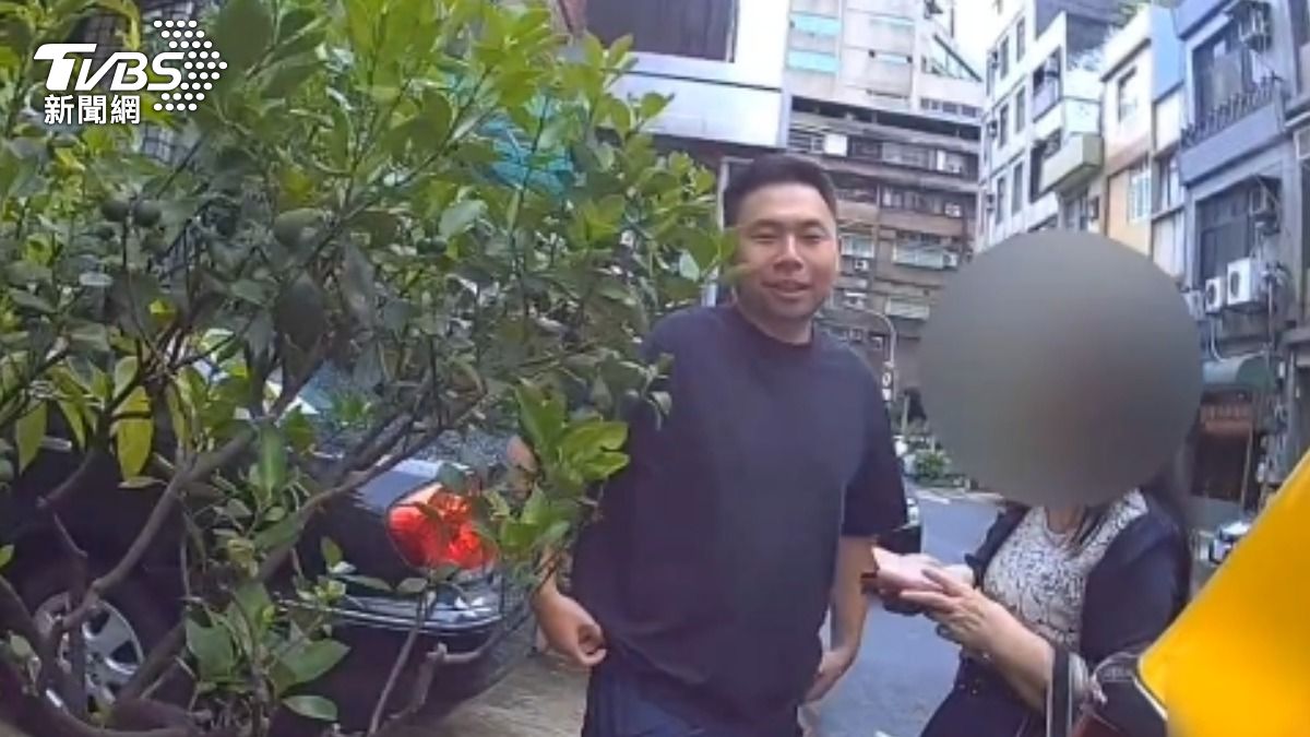 女子險遭詐團騙百萬元。（圖／TVBS）