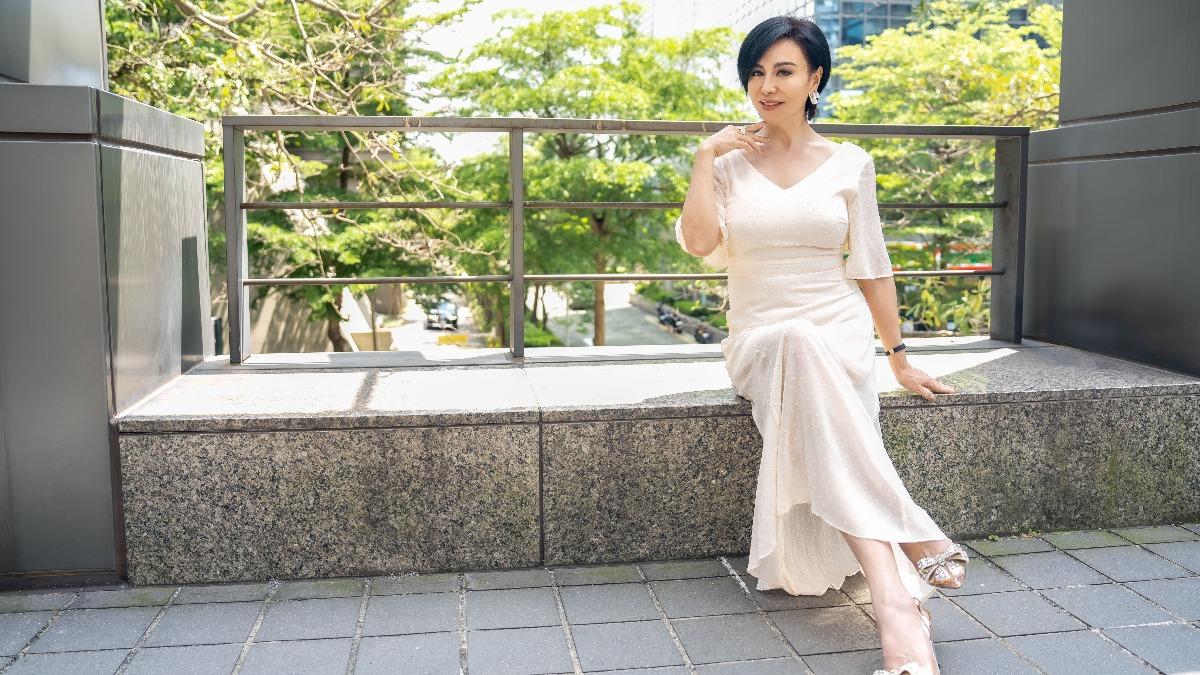 獨/田麗揭兩岸拍戲差異在錢!自爆金鐘獎座斷裂靠快乾膠黏