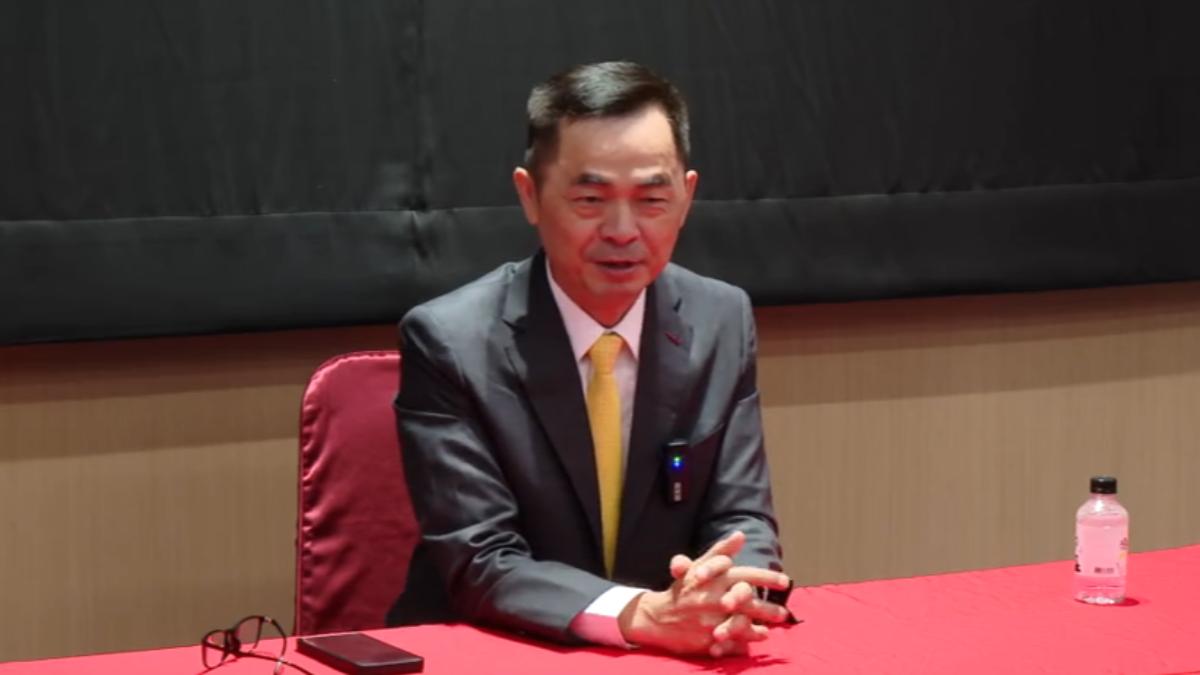 家登精密董事長直言,台灣關稅高於20%,就是被當奴婢。(圖/TVBS)