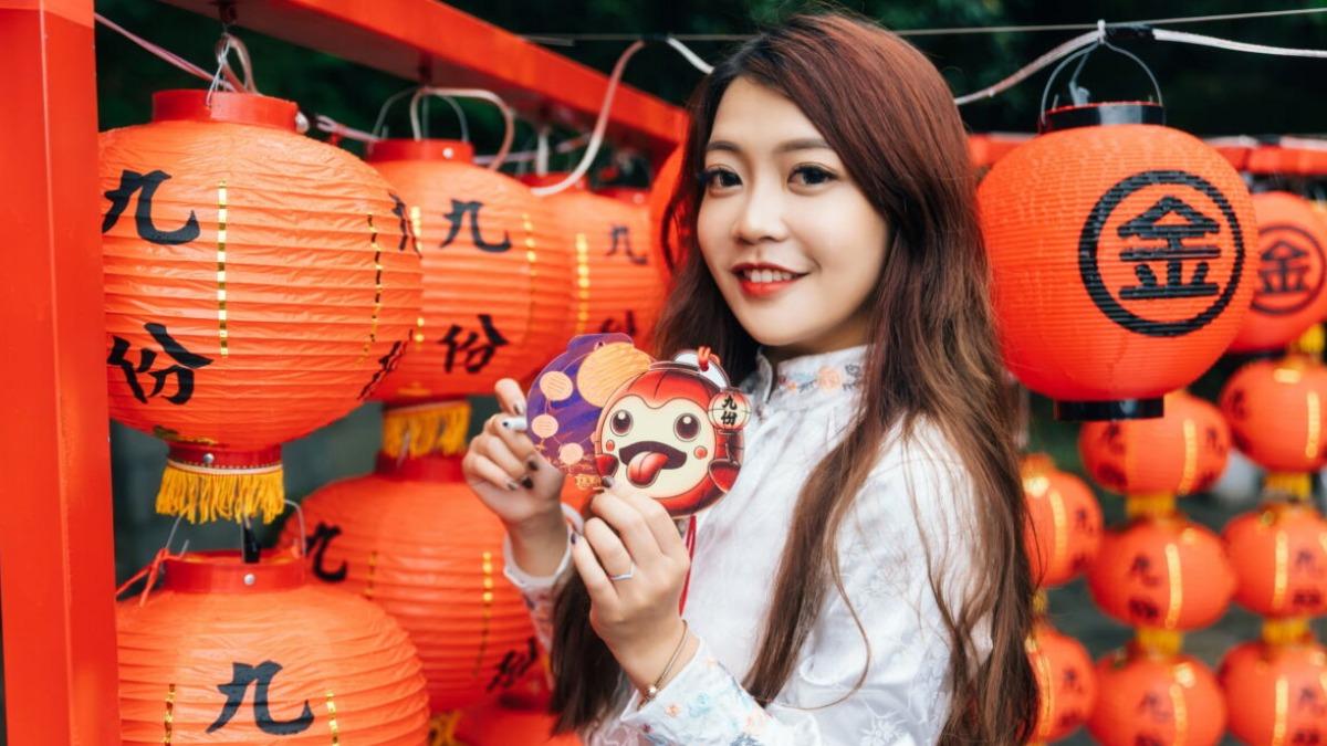 九份地底有條黃金龍！紅燈籠祭璀璨登場　五大主題燈區成網美景點