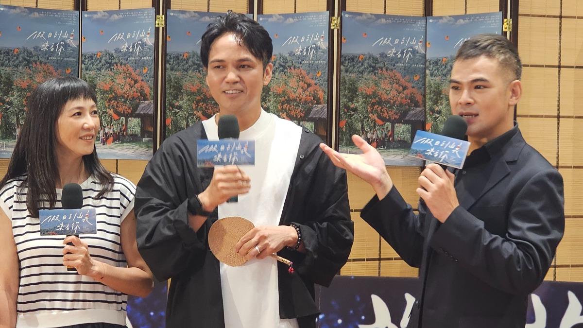 張本渝(左起)、徐詣帆、蘇達南下宣傳。(圖/大愛提供)