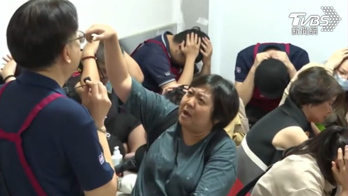 請支援演習！　全聯「防空疏散」　模擬飛彈襲