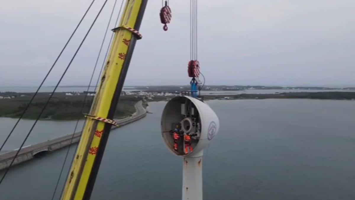 請吊車大王支援拆除!澎湖8組風力發電機退役「震撼空拍畫面」曝