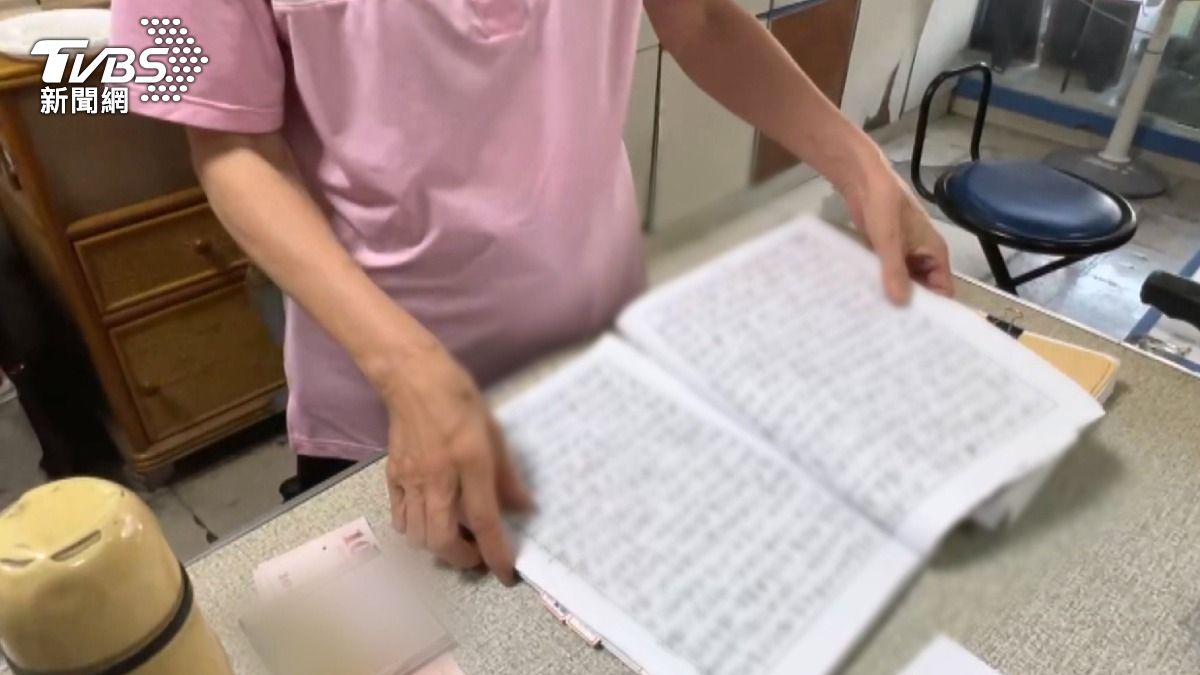 蔡姓婦人受訪時,反擊噪音變被告,儘管判賠百萬元,她仍堅持「沒必要停止反擊」。(圖/TVBS)