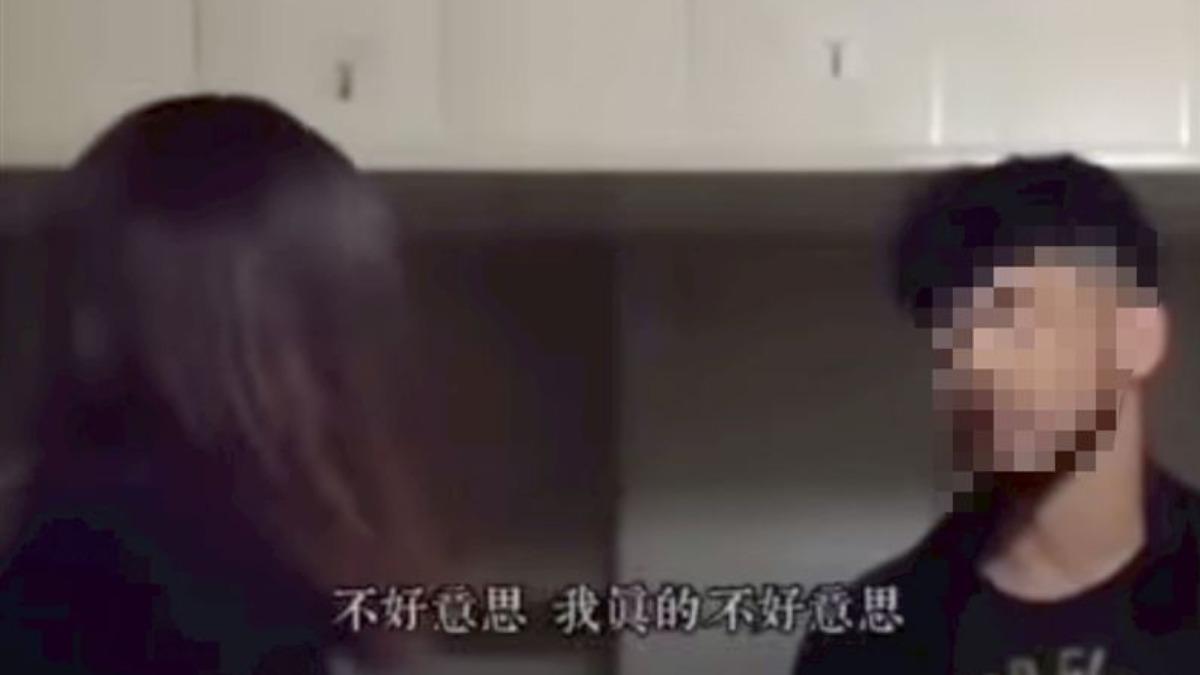 來都來了!紅姐嫌棄鬍鬚哥「你太臭了」 聽完這句硬著頭皮上