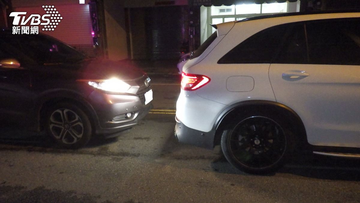 台中警酒駕追尾賓士!孕婦嚇到差點原地生產 警求私下處理下場曝