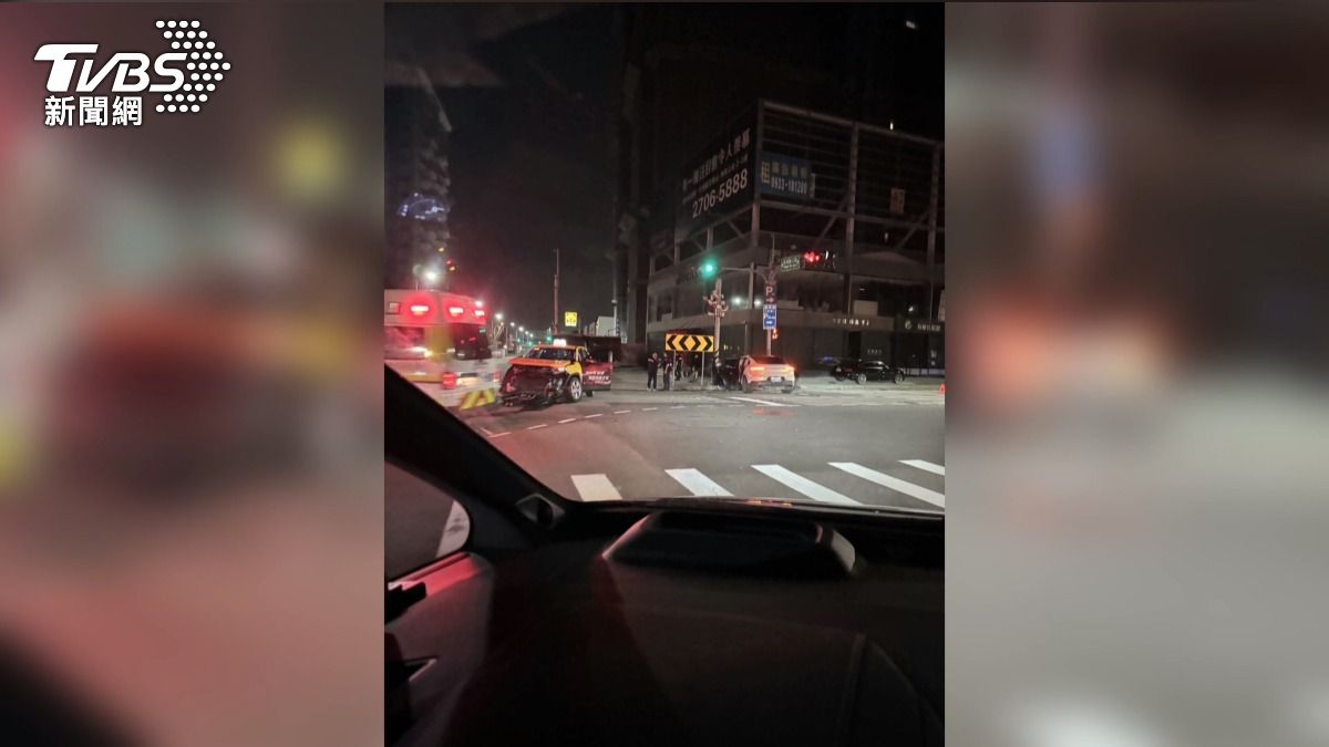 未找代駕就開著價值數百萬的保時捷休旅車上路,最終導致這起嚴重交通事故。(圖/警方提供)