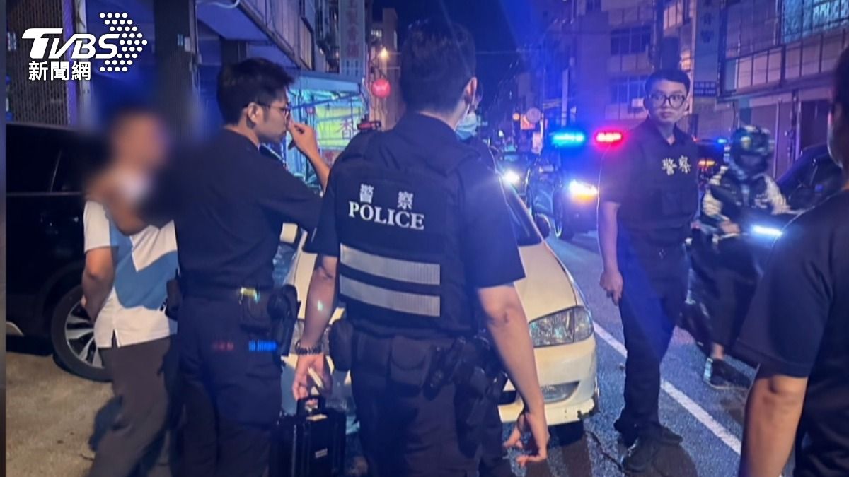知法犯法!警酒測0.76撞孕婦 遭記大過。(圖/TVBS)