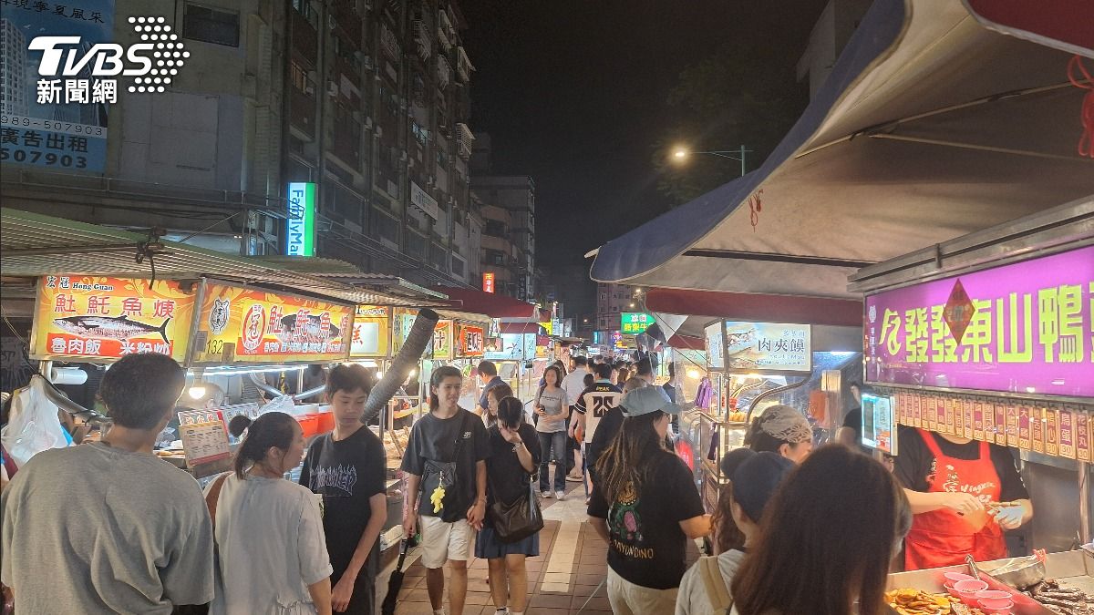 民眾認為自備環保碗前來夜市較為不便利，也有衛生顧慮。（圖／張庭暄攝）