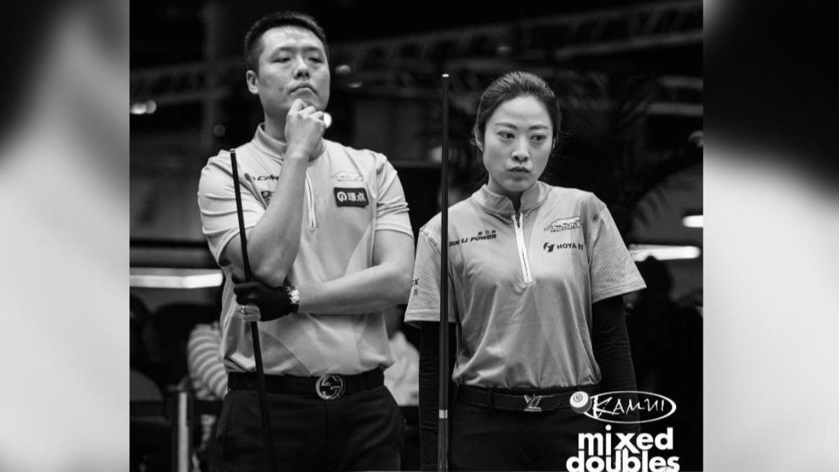 撞球選手周婕妤,發出黑白照哀悼,表示張榮麟是「永遠最好的戰友」。(圖/翻攝周婕妤FB)