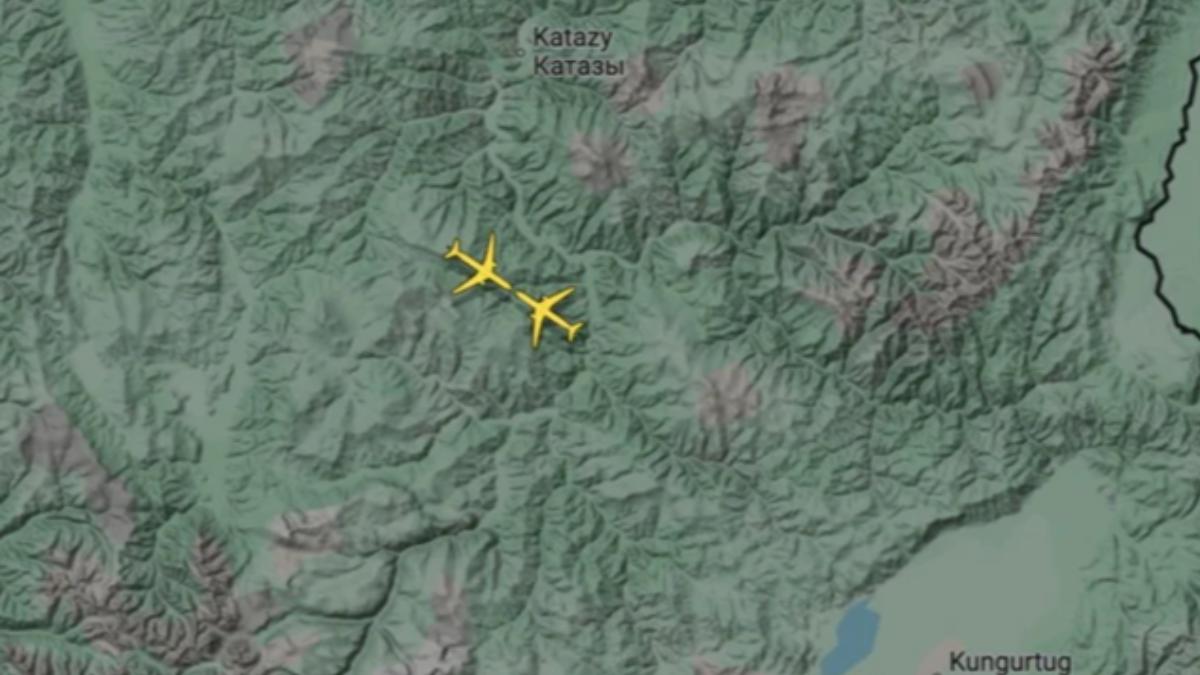 中國客機突詭異爬升！　「只差90公尺」險撞上順豐貨機
