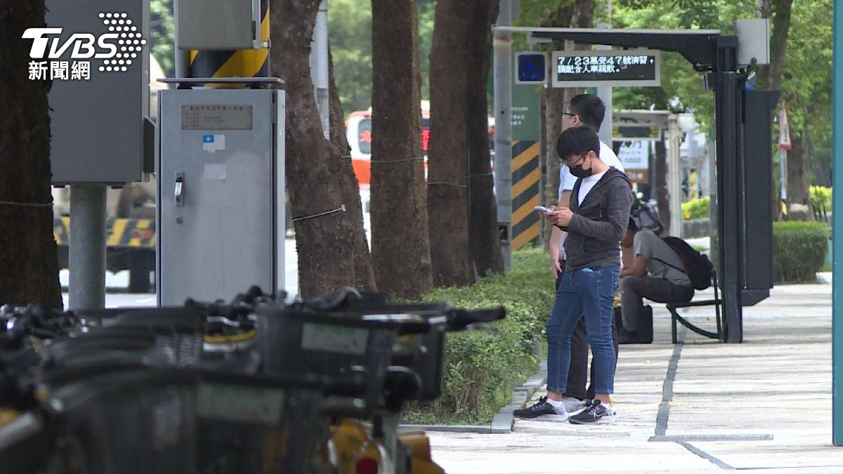 不只肺癌！PM2.5恐害中風、失智、動脈硬化。（圖／TVBS）