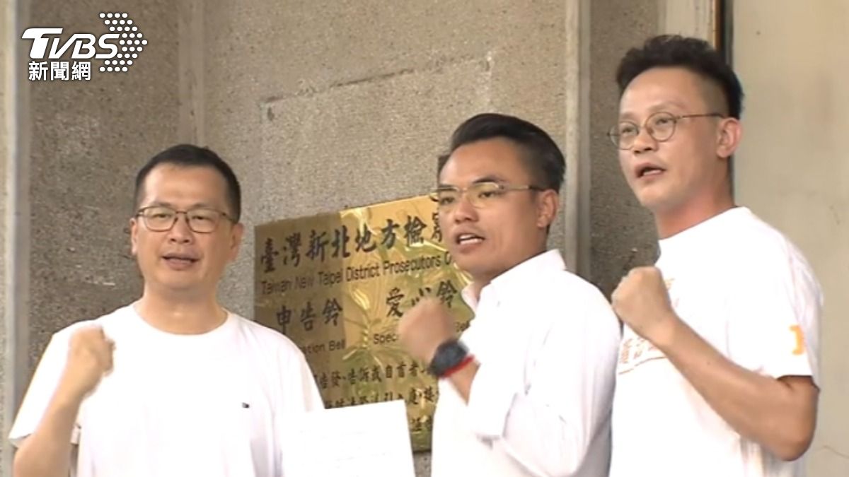遭綠營指控聘走路工，國民黨立委洪孟楷、羅智強，前往新北地檢署告發。(圖/TVBS)