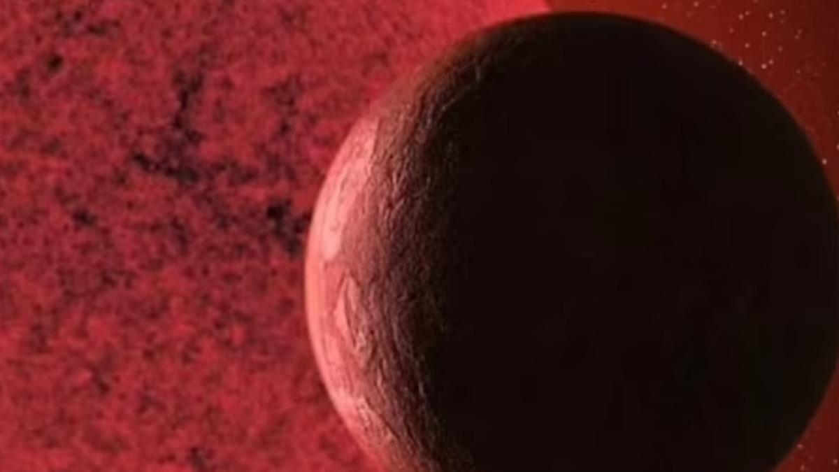 「TOI-1846 b」每四天繞行一顆小而冷的紅矮星一次，被研究團隊注意到。（圖／翻攝自 Daily Mail）