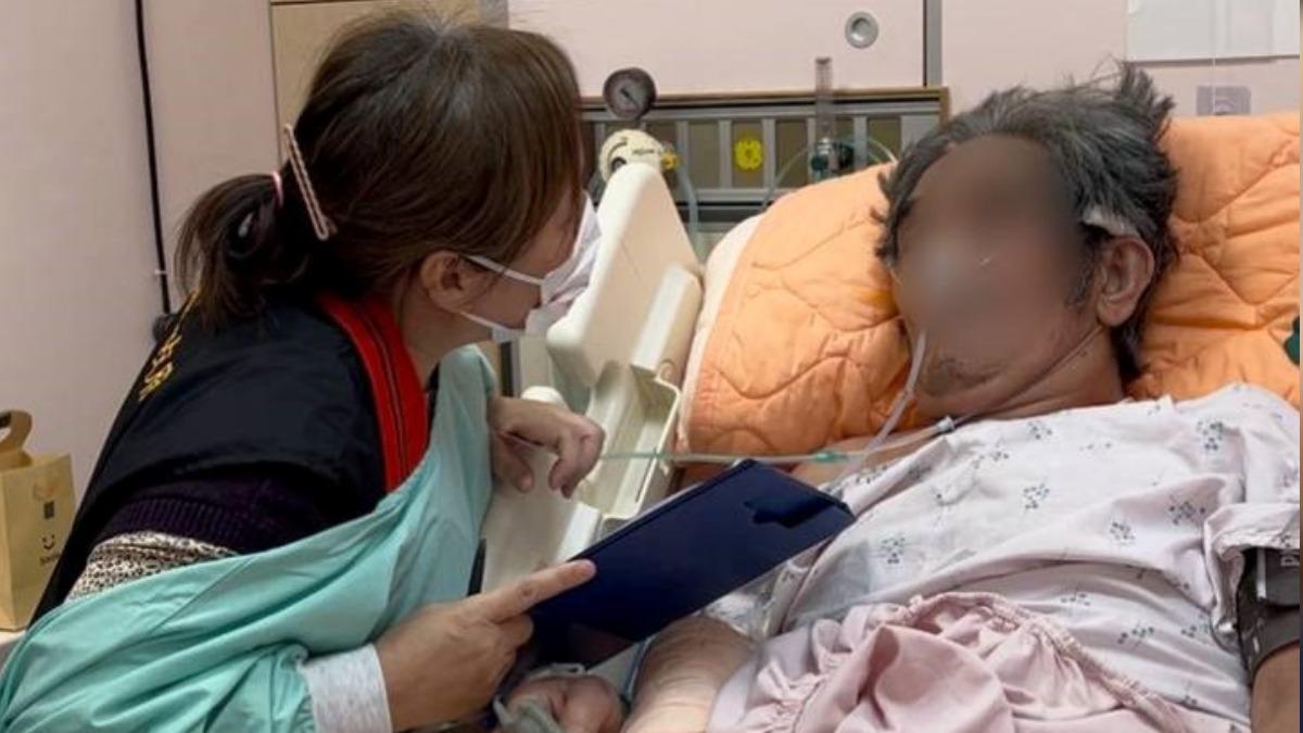 臨終前完婚!病危女與重病男友激動喊「我願意」 隔日離世