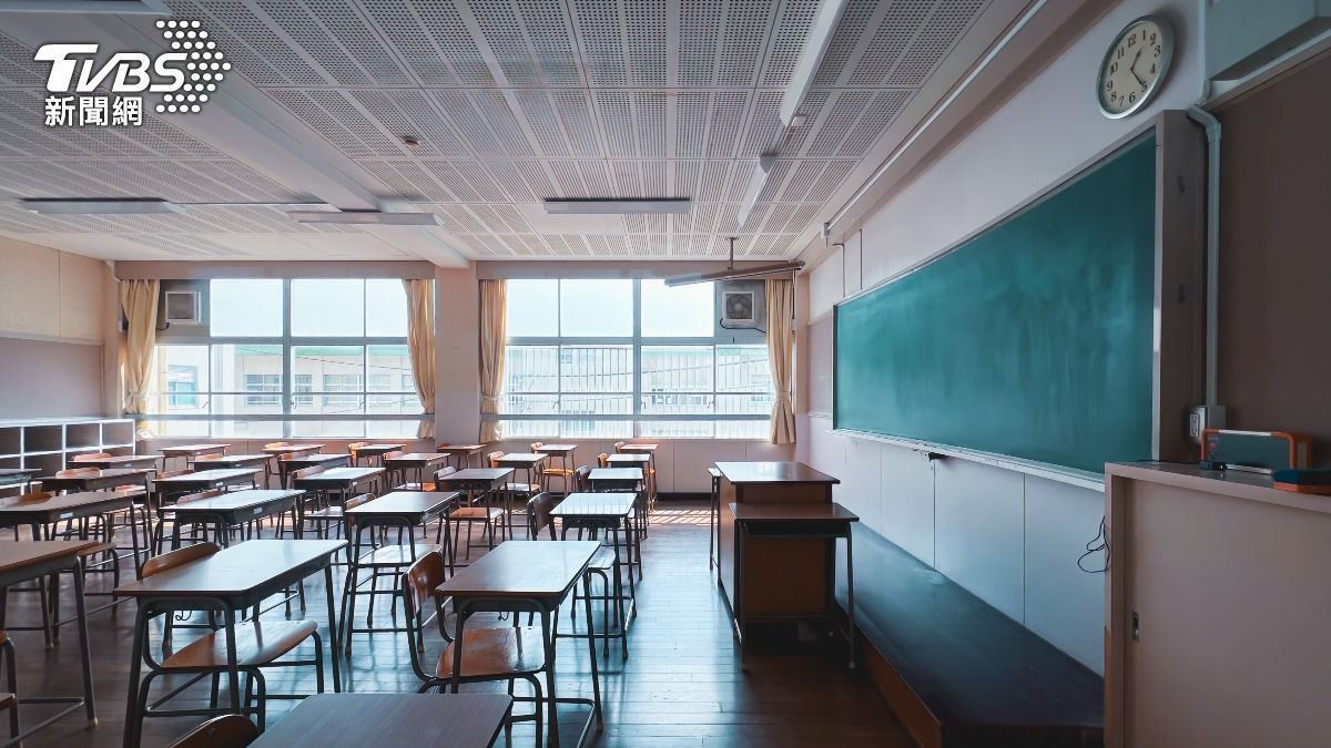 南韓家長聯手教師「夜潛高中偷試卷」！成績優異女學生遭退學