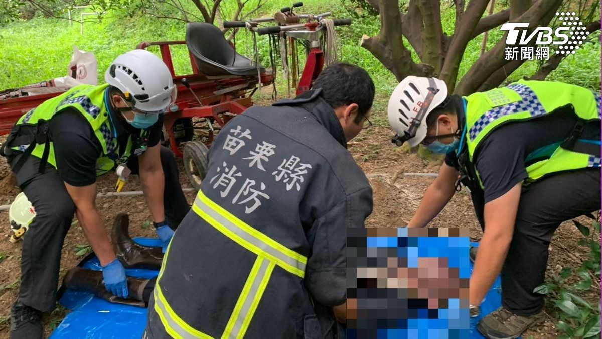 男工人送往為恭醫院急救。(圖/TVBS)