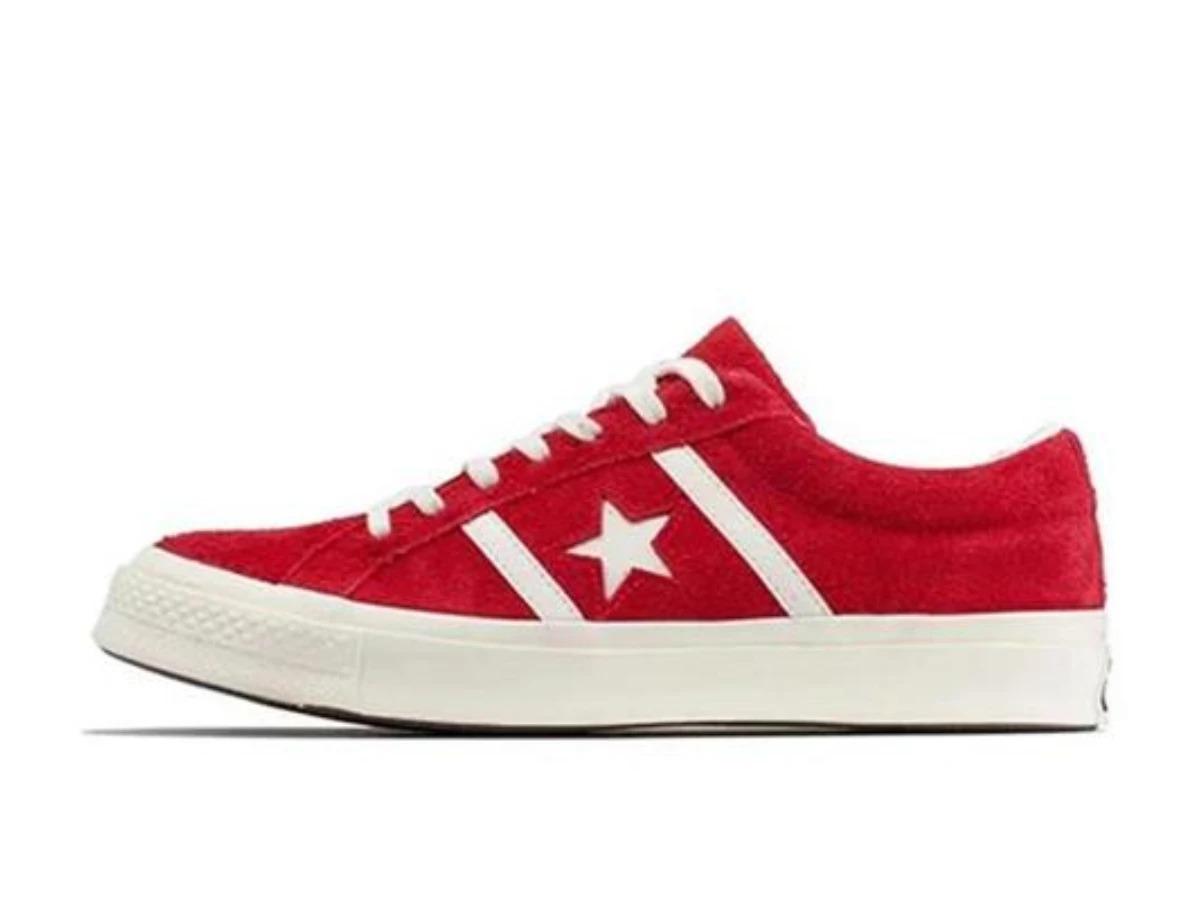 Converse One Star Academy 日系帆布鞋。(圖/翻攝自Converse官網)