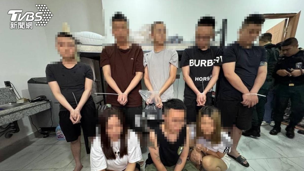 柬埔寨政府掃蕩詐騙機房,逮捕100人中,有75名嫌犯是台灣人。 (圖/翻攝柬中時報)