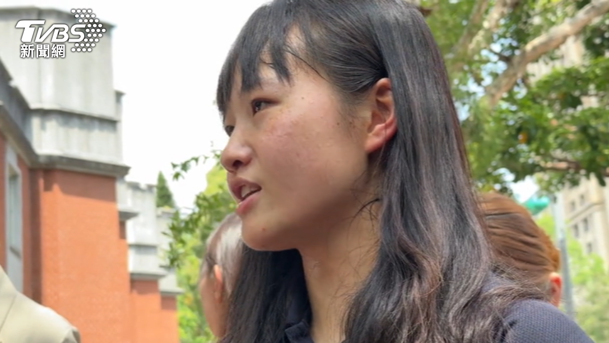 台師大抽血案受害學生簡奇陞,自曝退隊那晚情緒低落仍助人。(圖/TVBS)