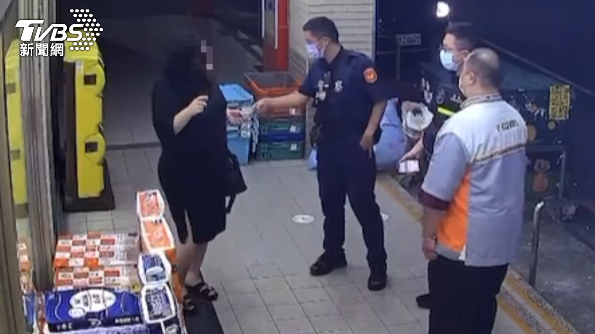 前科女超商偷果汁!熟練行竊全被拍 硬凹不記得