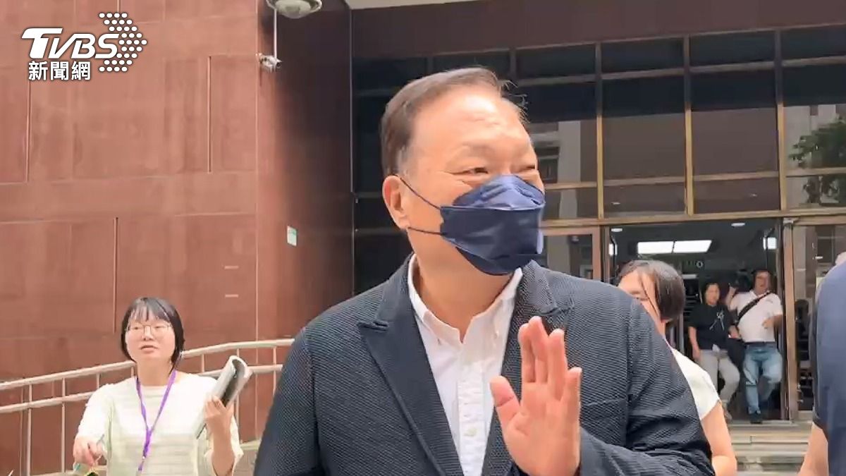 為釐清柯文哲工作簿「小沈1500」意義,北院傳喚王令麟出庭作證。 (圖/TVBS)