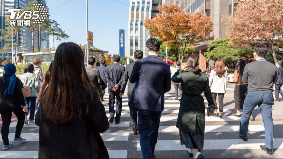 韓企業愛用「中古新人」 沒經驗青年就業難 轉戰公職考生增