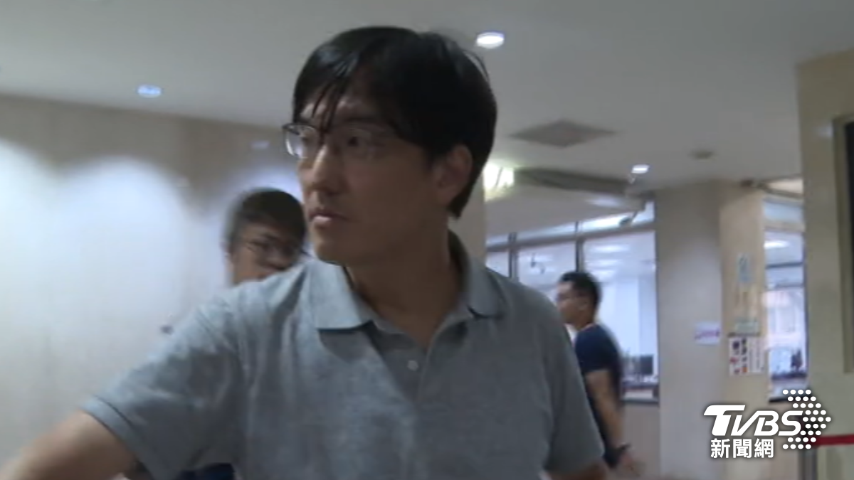 吳紹琥遭檢方以過失致死罪嫌起訴並諭令200萬元交保。(圖/TVBS)