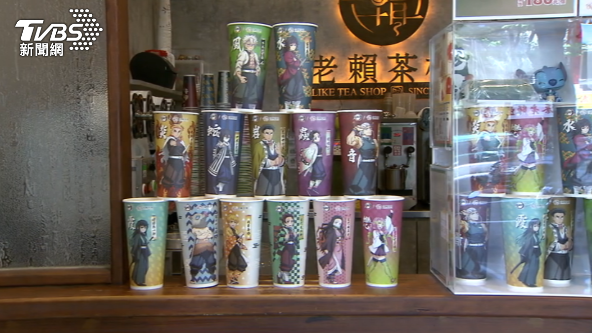 餐飲業者暑期拚聯名商機。(圖/TVBS)