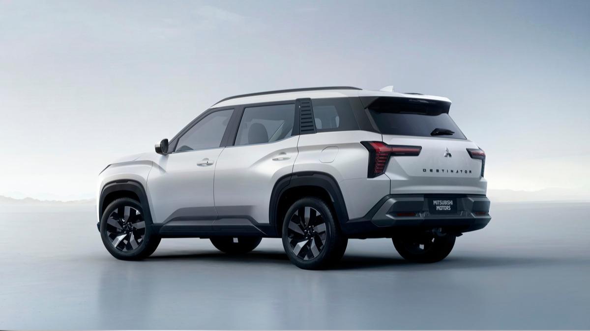 Destination的車身尺碼跟目前台灣所銷售的第三代Outlander差不多。（圖／Mitsubishi提供）