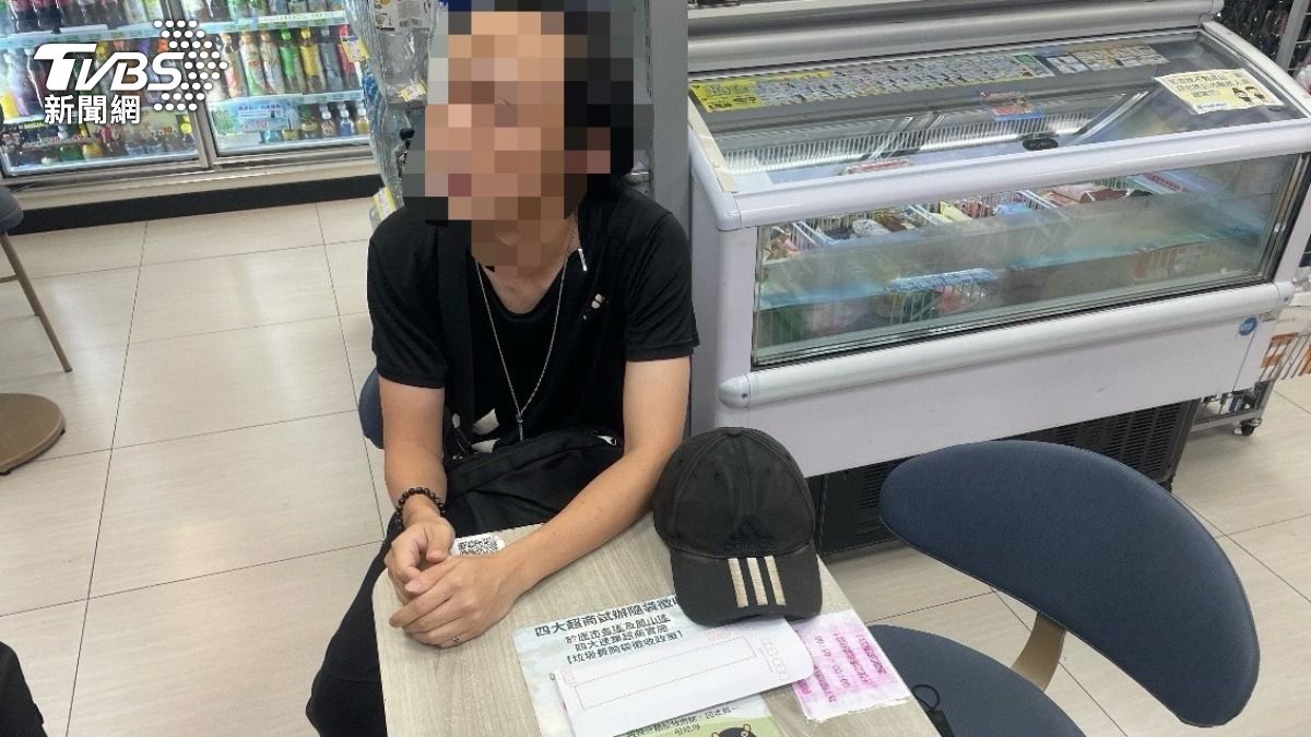 馬來西亞男受詐團指示來台,收取贓款。(圖/TVBS)